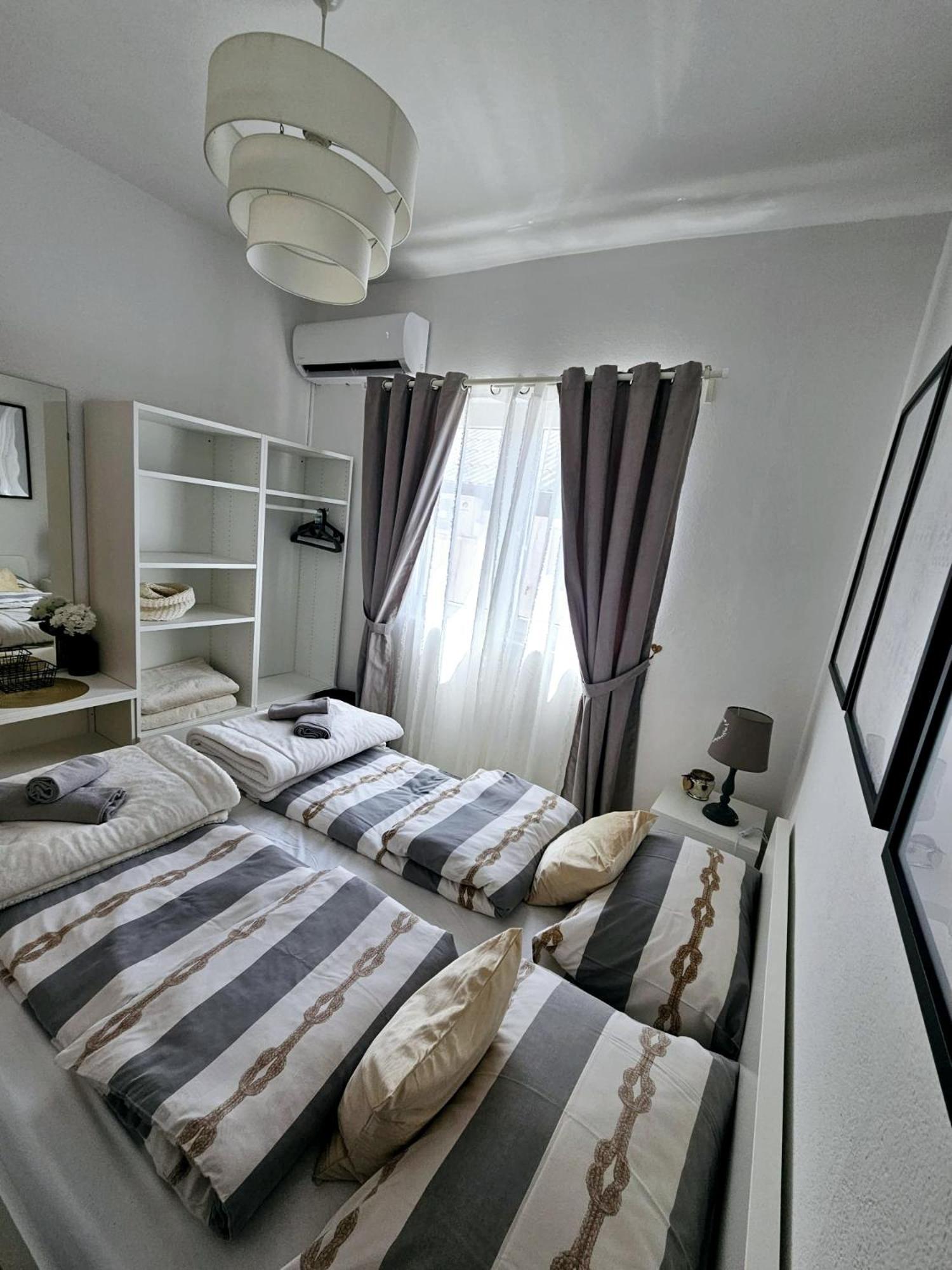 Apartment Melani Vir Exterior photo